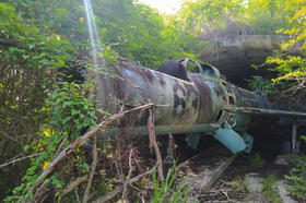 La base aérea de Santa Clara, donde se han destruido no solo los aviones, sino también los refugios que se construyeron para protegerlos, a un costo de $150.000 cada uno