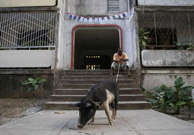 Barrio de microbrigada en la ciudad de Santiago de Cuba, el 29 de diciembre de 2008. (REUTERS)