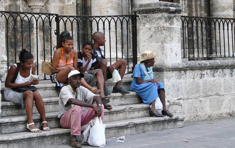 Кубинский испанский. Гавана Куба бедность. Бедность на Кубе. Испанская Куба.