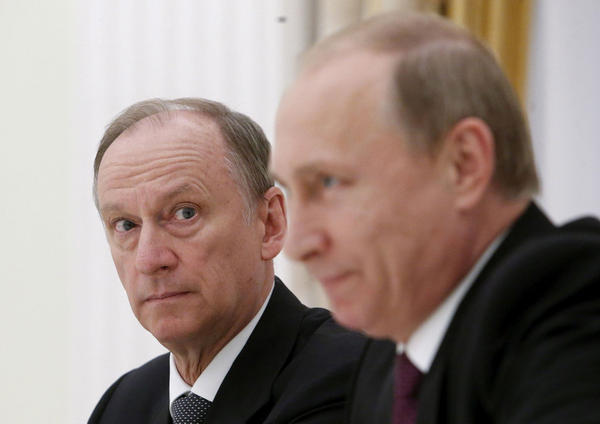El secretario del Consejo de Seguridad de Rusia, Nikolai Patrushev junto a Putin en 2022