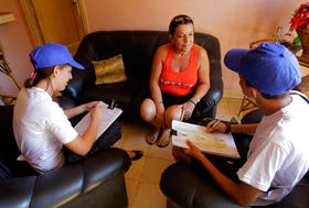 Encuestadores durante la celebración del Censo de Población y Viviendas. Cuba-2012, en esta foto de archivo (Fotografía:Cubadebate).