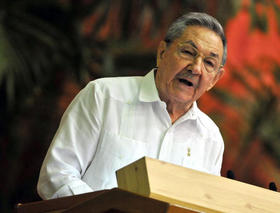 Raúl Castro habla en las conclusiones del VI Congreso del Partido