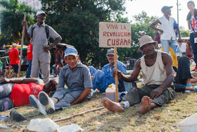 Trabajadores cubanos