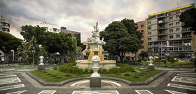 La plaza Weyler de Santa Cruz de Tenerife. La plaza Weyler de Santa Cruz de Tenerife