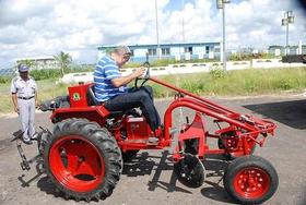 Prototipo de tractor Oggun