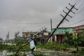 Destrozos causados por el huracán Ian a su paso por Pinar del Río, Cuba