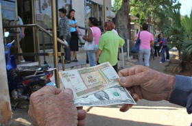 Dinero en Cuba