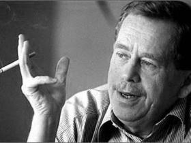 El líder demócrata checo Václav Havel