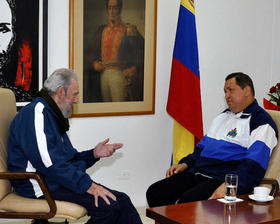 Fidel visita a Chávez en el hospital. Foto tomada del portal Cubadebate