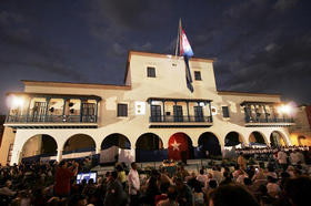 Acto por el aniversario 50 de la Revolución. Santiago de Cuba, 1 de enero de 2009. (AFP)