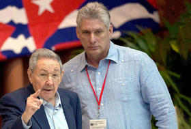 Raúl Castro y Miguel Díaz-Canel. Raúl Castro y Miguel Díaz-Canel