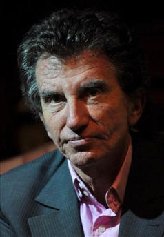 El ex ministro socialista francés Jack Lang, emisario especial del presidente Nicolas Sarkozy para reactivar las relaciones entre Francia y Cuba. La Habana, 25 de febrero de 2009. (EFE)