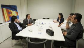 Miembros del Movimiento Cristiano de Liberación reunidos con Ramón García-Hernández en Madrid