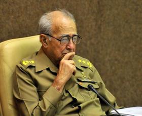 El ministro de las Fuerzas Armadas, general de cuerpo de Ejército Julio Casas Regueiro, en La Habana (Cuba), en una fotografía de archivo del 1 de agosto de 2009. (EFE)