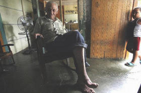 Martín Castro, medio hermano de Fidel Castro, en esta foto de archivo
