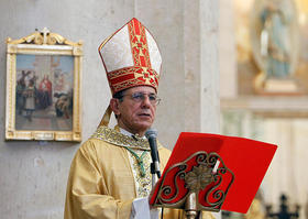 El arzobispo de La Habana, Juan de la Caridad García Rodríguez, durante su primera misa en la Catedral de La Habana, el 22 de mayo de 2016