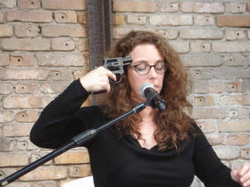 La artista Tania Bruguera. La artista Tania Bruguera