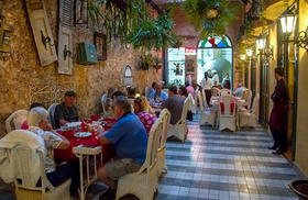 Paladar La California en Centro Habana, Cuba