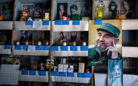 Imagen de Fidel Castro en una bodega cubana