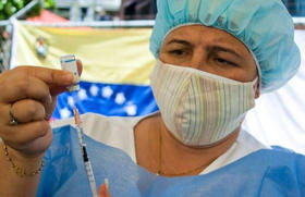 Venezuela, que ha estado utilizando una vacuna china y otra rusa contra el coronavirus, ahora apuesta por una creada en Cuba
