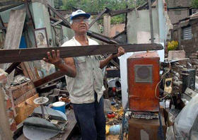 Daños en Santiago de Cuba tras paso de Sandy. (AFP)
