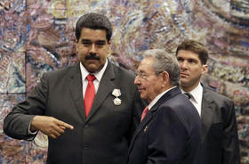 Nicolás Maduro y Raúl Castro