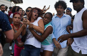 Represión a manifestantes de la comunidad LGBTI en La Habana