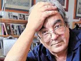 El escritor cubano Eliseo Alberto