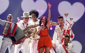 Integrado por rumanos y cubanos, la del grupo Mandinga fue una de las actuaciones más simpáticas y contagiosas