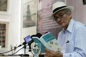El poeta cubano Waldo Leyva