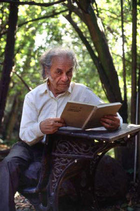 El poeta chileno Nicanor Parra