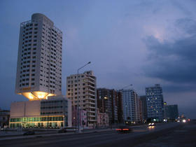 Atardecer en el malecón habanero