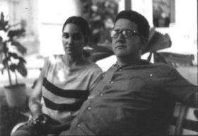 Heberto Padilla y Belkis Cuza Malé en La Habana ¿cerca de 1970-71?