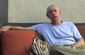 El poeta cubano José Kozer. El poeta cubano José Kozer
