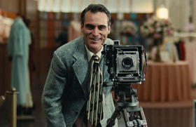 Joaquin Phoenix en la película The Master