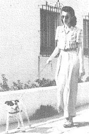 Margarita Lecuona paseando a Tabú