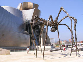 Araña, Mamá, Bilbao Louise Bourgeois a la entrada del Museo Guggenheim de Bilbao