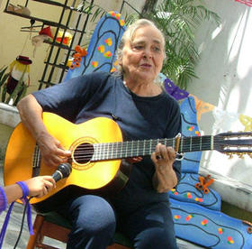 La cantante y compositora Teresita Fernández