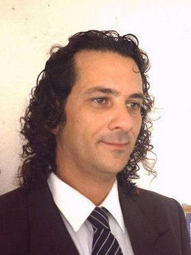 El escritor Arístides Vega Chapú