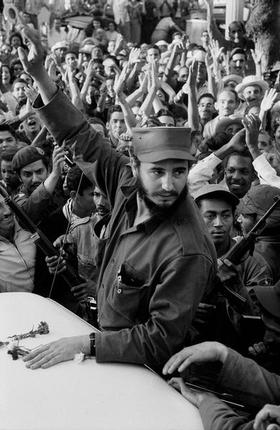 Fidel Castro en los primeros días de enero de 1959, foto de Burt Glinn