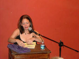 La poeta Elena Tamargo. Foto del Blog Gaspar, El Lugareño