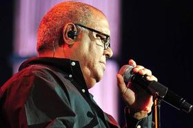 El cantautor cubano Pablo Milanés se presentó por primera vez en Miami el sábado 27 de agosto de 2011, en el American Airlines Arena en Estados Unidos