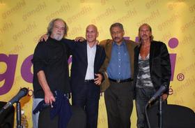 Durante la presentación, de izquierda a derecha: Félix Luis Viera, Rubén Cortés, Carlos Olivares Baró y Raúl Ortega Alfonso. (Foto: Estefani Escobar)