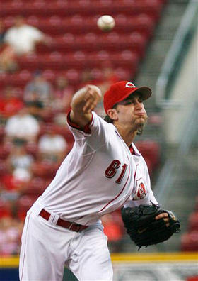 Bronson Arroyo, durante el juego entre los Rojos de Cincinnati y los Nacionales de Washington, el 13 de agosto de 2009. (AP)
