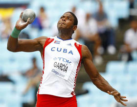 Yordani García, durante la competencia de decatlón en el Campeonato de Daegu, 2011