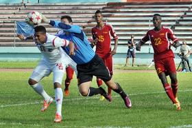 Imagen del partido jugado por los equipos de Cuba y Panamá