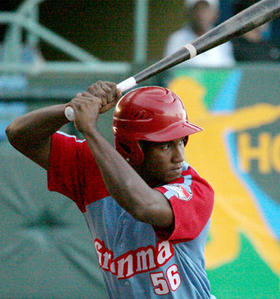 El jardinero Alfredo Despaigne, cuarto bate del equipo Cuba y guardabosque de los Alazanes de Granma