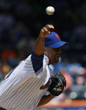 El pitcher Liván Hernández, en el Citi Field de Nueva York, el 10 de mayo de 2009. (AP)