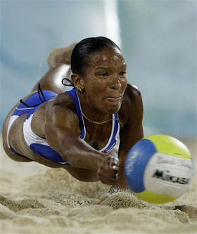 Milagros Crespo durante el partido contra China.
