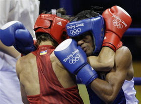 Yampier Hernández contra el ucraniano Georgiy Chygayev.